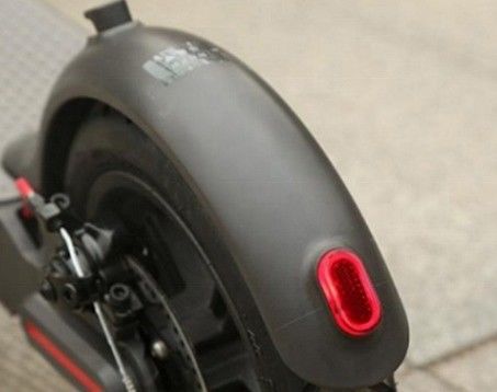 2022 電気スクーターのバックホイールマッドガードキット プロのスクーターアクセサリー