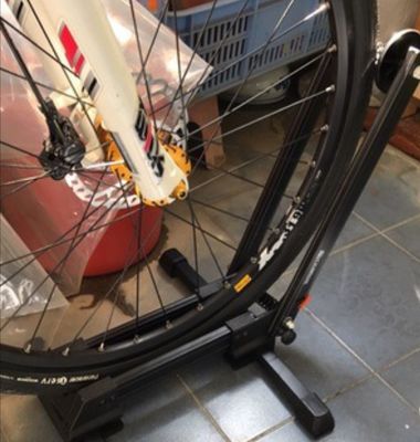 52cm*46cm*42cm ポータブル 折りたたむ式自転車ラック 自転車 駐車用ラック 自転車 収納台