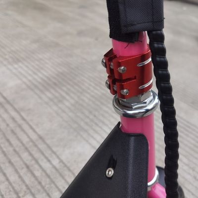 8インチ電気スクーター バスケットとシート マックススピード 15km/h 範囲毎の充電 8-10KM